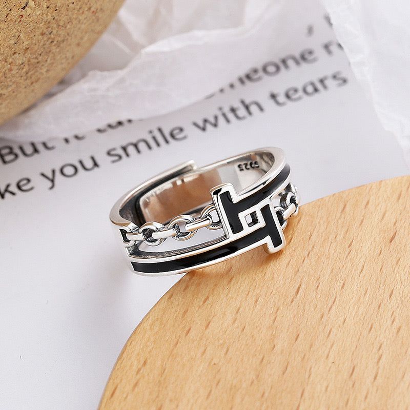 925 Sterling Silver black white T letter chain ring